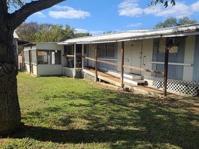 House for sale in Lexington, Lee County