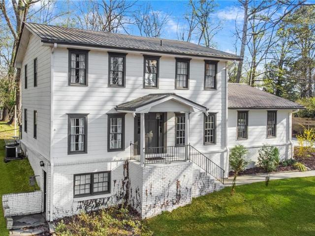 House for sale in Berkeley Lake, Georgia