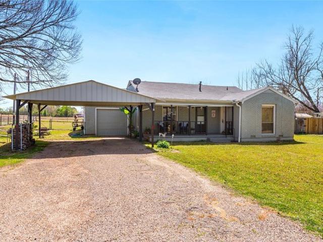 House for sale in Wood, Texas