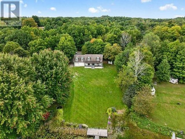 House for sale in Ontario
