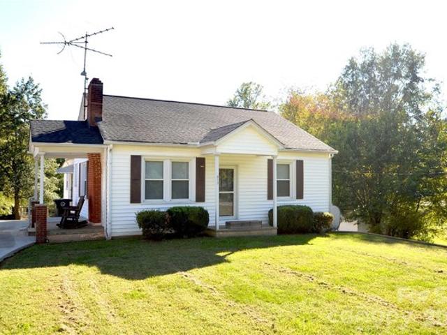 House for sale in Valdese, Burke County