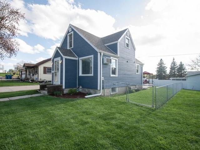 House for sale in Dixon, Illinois