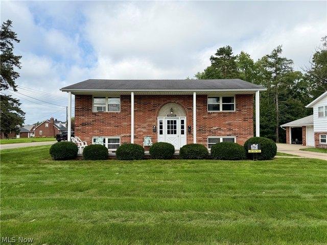 House for sale in Louisville, Ohio