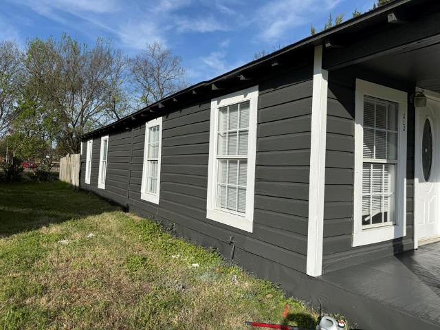 House for sale in Ellis, Texas