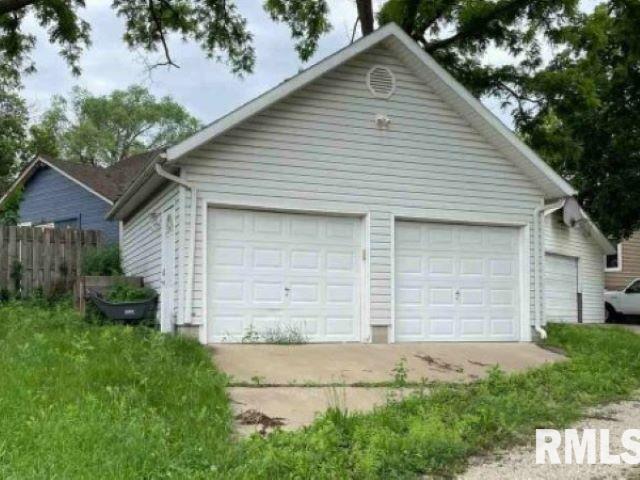 Property for sale in Cedar Falls, Iowa