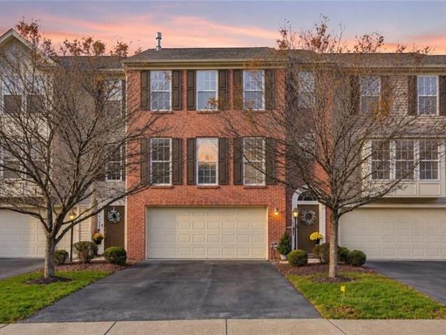Townhouse for sale in Mars, Butler County