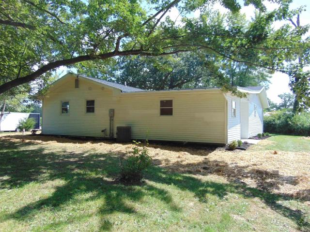 House for sale in Warren, Indiana
