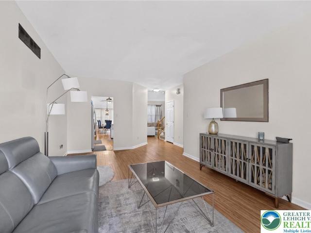 Townhouse for sale in Trexlertown, Upper Macungie Township