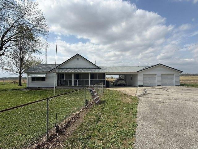 House for sale in Edwardsport, Indiana