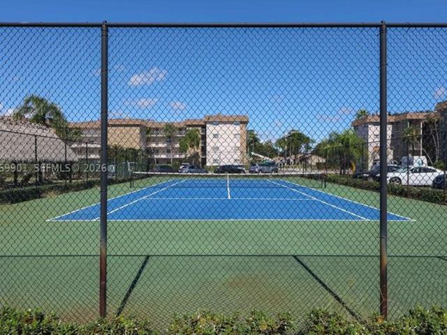 Condo for sale in Davie, Florida