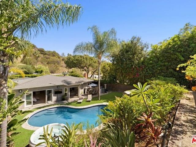 House for sale in Los Angeles, Los Angeles County
