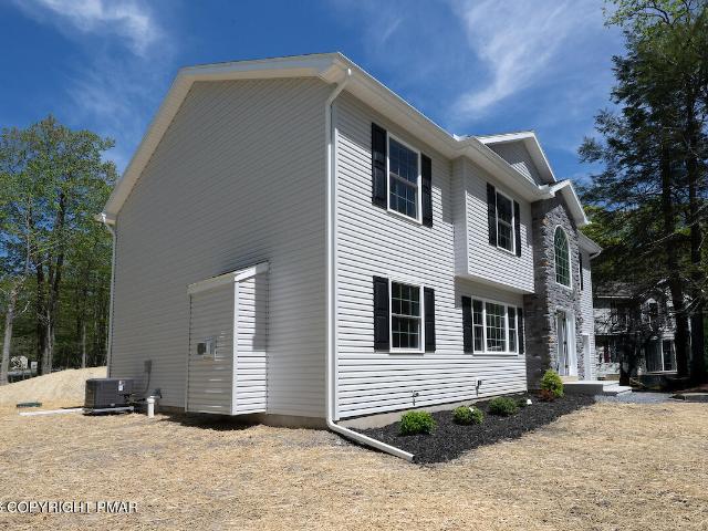 House for sale in Cresco, Pennsylvania