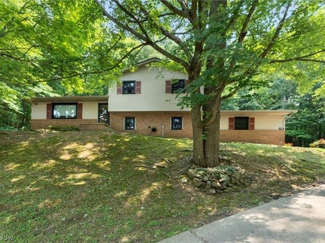 House for sale in Malvern, Ohio