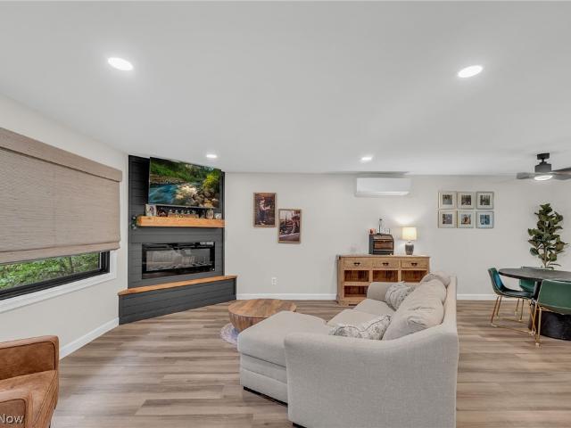 House for sale in Malvern, Ohio