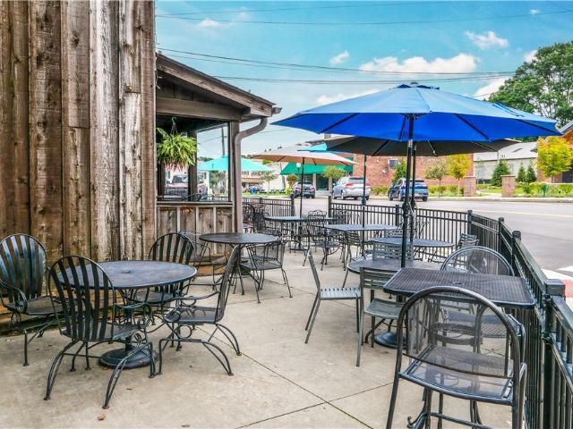 Commercial for sale in Portage, Ohio