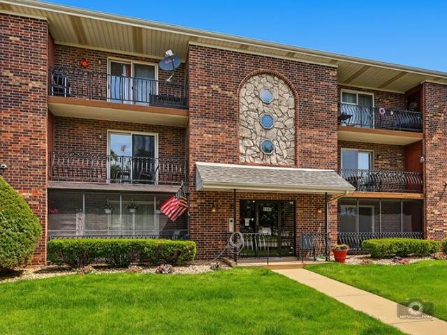 Condo for sale in Tinley Park, Illinois
