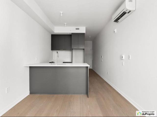 Apartment for rent in Bassins du Nouveau Havre, Montréal