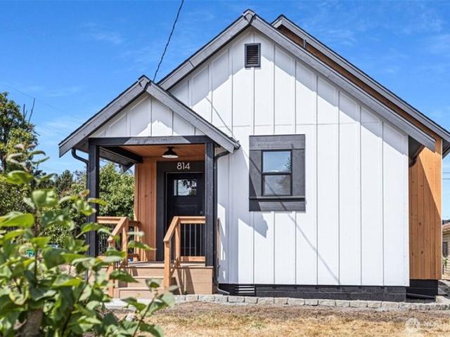 House for sale in Anacortes, Skagit County