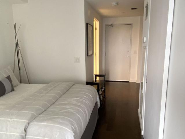 House for rent in Toronto Centre, Toronto