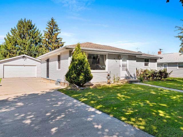 House for sale in Imperial, Green Bay