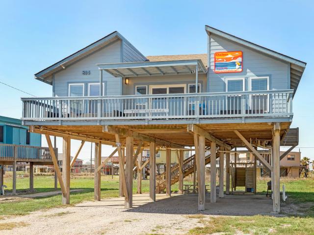 House for sale in Surfside, Surfside Beach