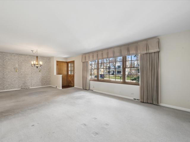 House for sale in Hinsdale, Illinois