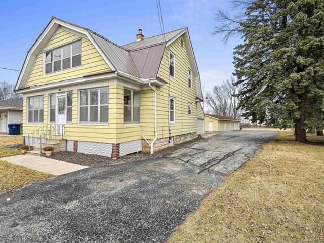 House for sale in Wrightstown, Wisconsin