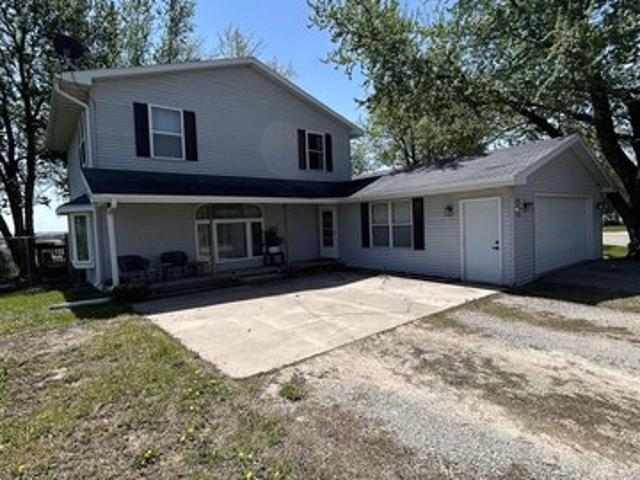 House for sale in Mahaska, Iowa