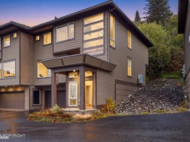Townhouse for sale