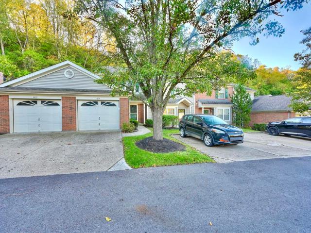 Townhouse for sale in Campbell, Kentucky