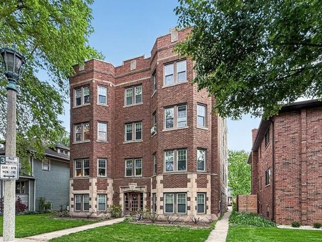 Condo for sale in Oak Park, Illinois