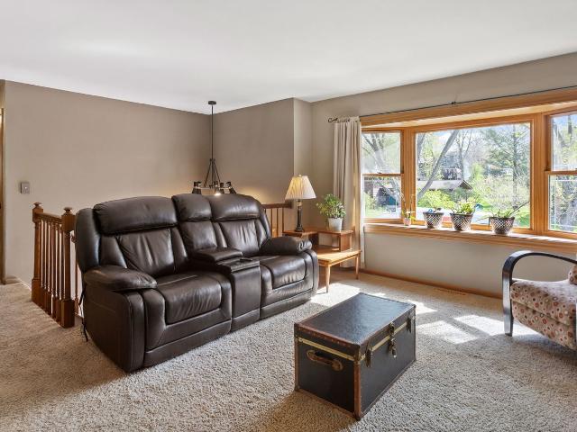 House for sale in Mchenry, Illinois