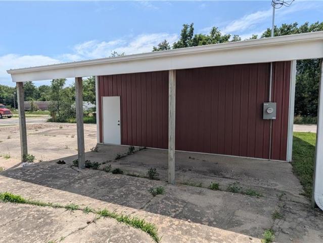 Commercial for sale in Kansas