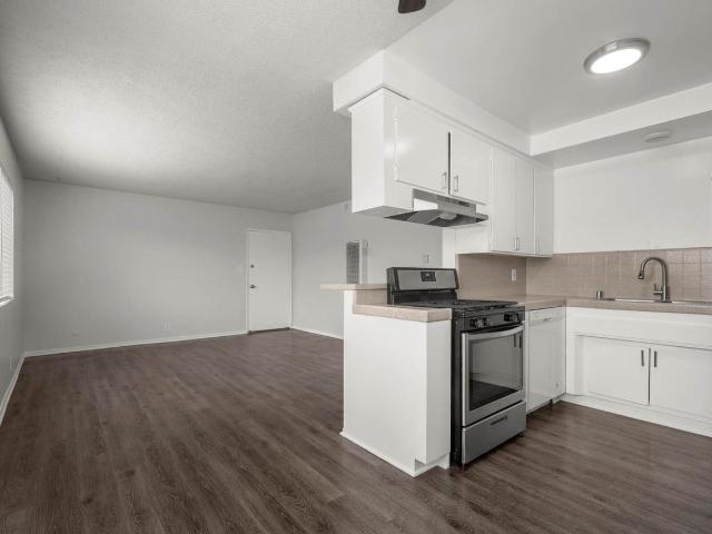 Apartment for rent in Inglewood, California
