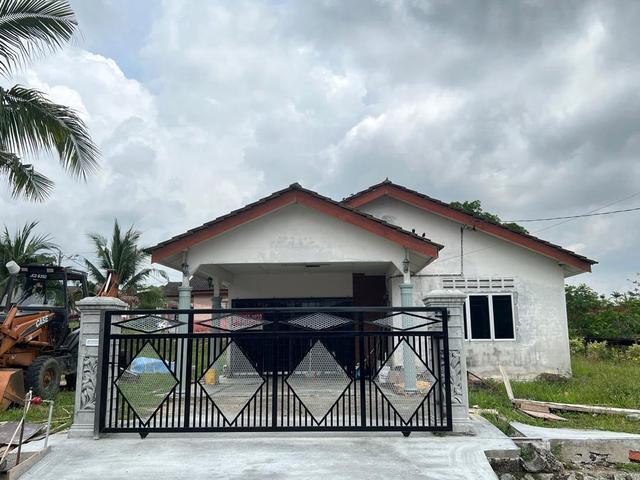 Bungalow for sale in Tampin