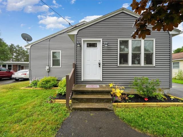House for sale in Oneida, New York