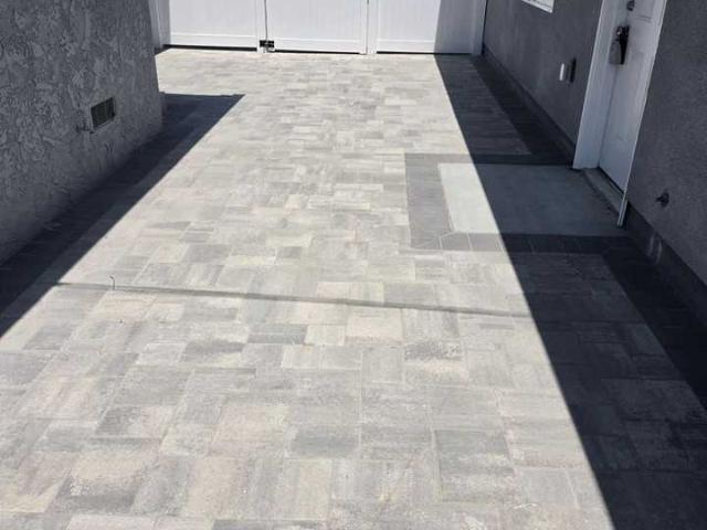 Apartment for rent in Canoga Park, California