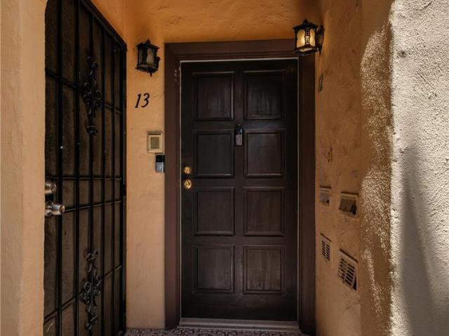 Condo for sale in Canoga Park, California