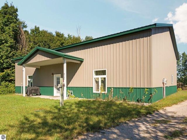 House for sale in Williamsburg, Whitewater Township