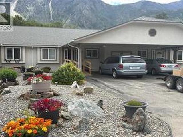 House for sale in Keremeos, British Columbia