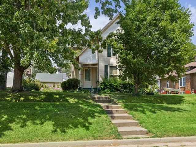 House for sale in Whiteside, Illinois