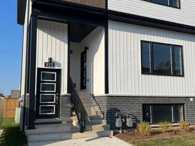 Townhouse for sale in Niagara, Ontario