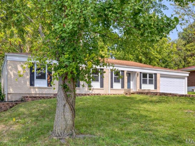 House for sale in Creve Coeur, Missouri