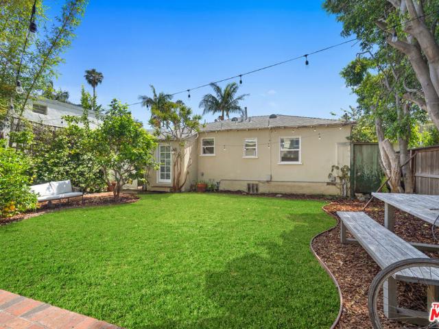Property for rent in Canoga Park, California