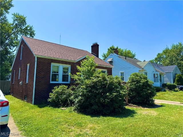 House for sale in Youngstown, Ohio