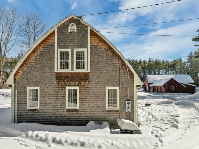 House for sale in New Hampshire