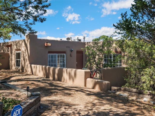 House for sale in Santa Fe, New Mexico