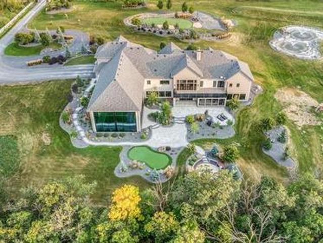 House for sale in East St. Paul, Manitoba