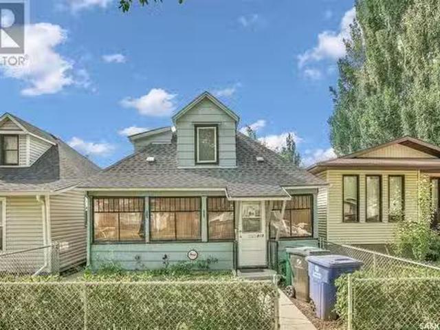 House for sale in Saskatoon, Saskatchewan