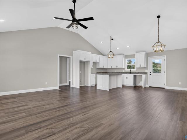 House for sale in Crossville, DeKalb County